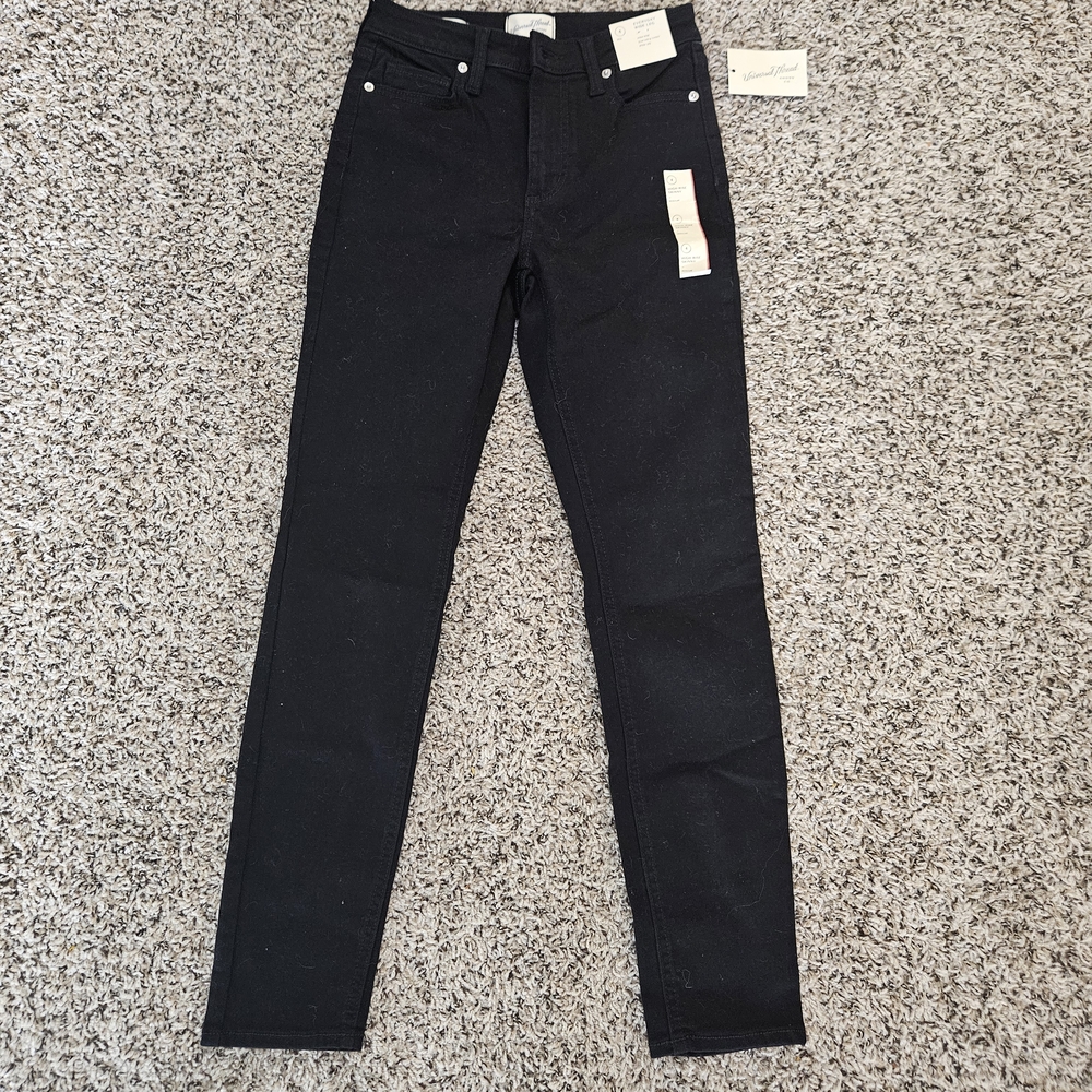 Universal Thread Women's Dark Jeans